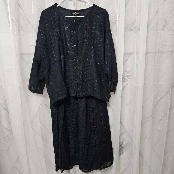 Sacred Threads Black Floral Embroidered Peasant Blouse and Maxi Skirt Set M/L - Picture 1 of 11